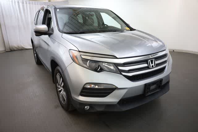 Thumbnail: 2017 Honda Pilot - 11