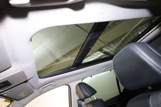 Thumbnail: 2023 Honda Pilot - 28