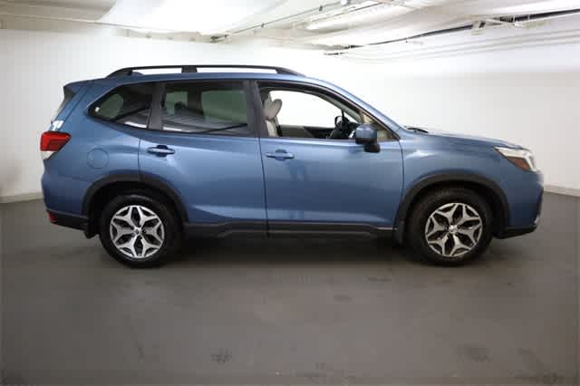 Thumbnail: 2020 Subaru Forester - 9