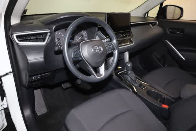 Thumbnail: 2023 Toyota Corolla Cross - 14