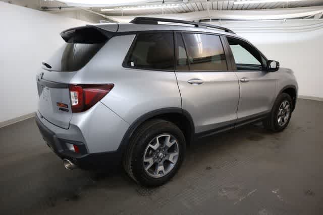 Thumbnail: 2023 Honda Passport - 8