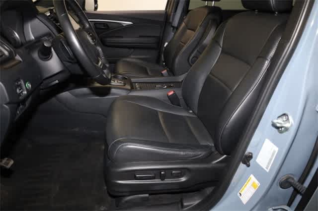 Thumbnail: 2023 Honda Passport - 15