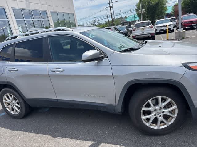 Thumbnail: 2015 Jeep Cherokee - 20