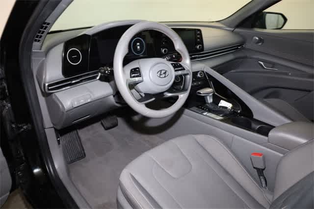 Thumbnail: 2021 Hyundai Elantra - 14