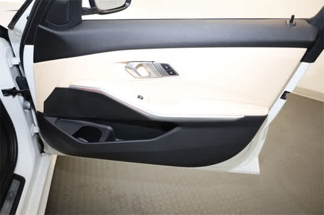 Thumbnail: 2020 BMW 3 Series - 22