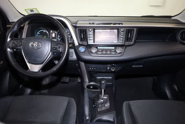 Thumbnail: 2017 Toyota RAV4 - 22
