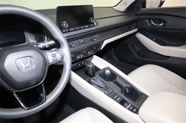 Thumbnail: 2023 Honda Accord - 24