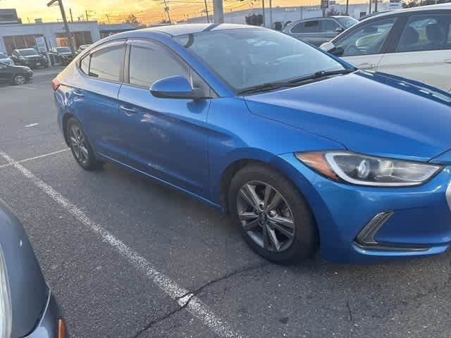 Thumbnail: 2017 Hyundai Elantra - 13