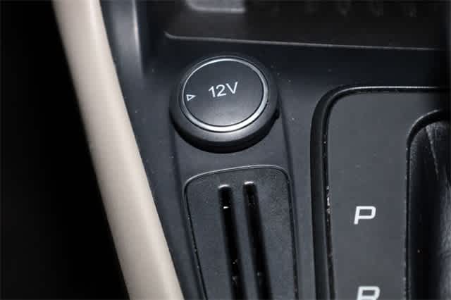 Thumbnail: 2015 Ford Focus - 31