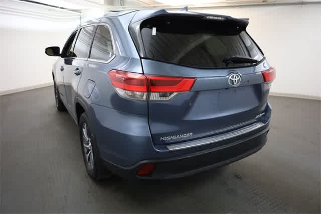 Thumbnail: 2018 Toyota Highlander - 5