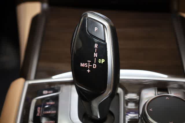 Thumbnail: 2016 BMW 7 Series - 33