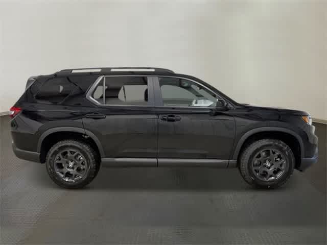 Thumbnail: 2025 Honda Pilot - 9