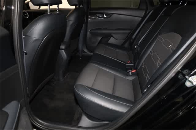 Thumbnail: 2023 Kia Forte - 21