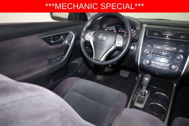 Thumbnail: 2013 Nissan Altima - 21