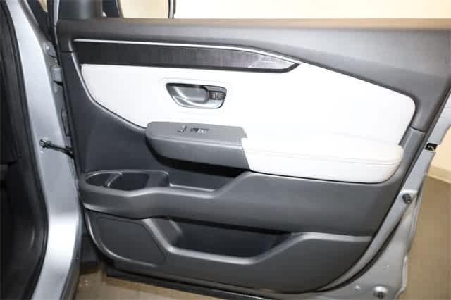 Thumbnail: 2023 Honda Pilot - 23