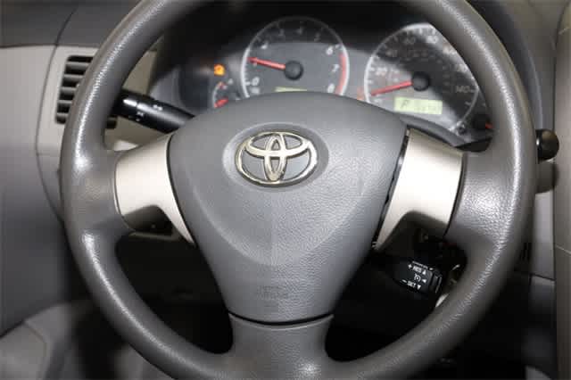 Thumbnail: 2010 Toyota Corolla - 31