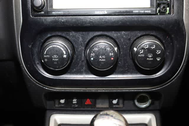 Thumbnail: 2016 Jeep Compass - 24