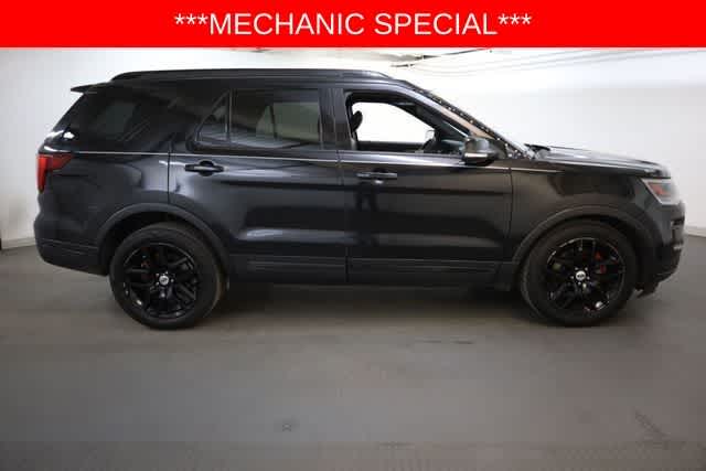 Thumbnail: 2018 Ford Explorer - 9