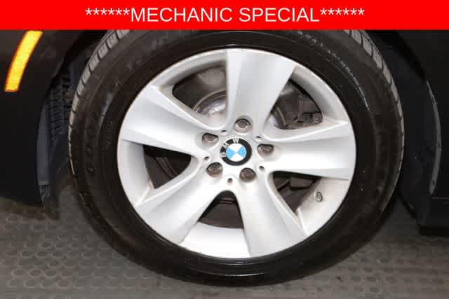 Thumbnail: 2011 BMW 5 Series - 39