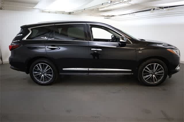 Thumbnail: 2020 INFINITI QX60 - 9