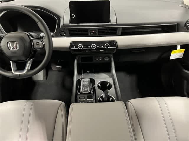 Thumbnail: 2025 Honda Pilot - 18