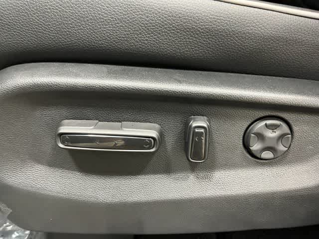 Thumbnail: 2026 Honda Odyssey - 10