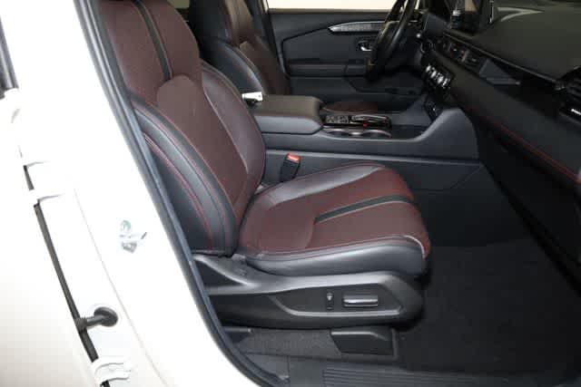 Thumbnail: 2025 Honda Pilot - 36