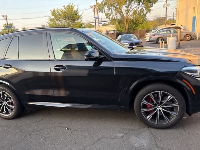 Thumbnail: 2022 BMW X5 - 17