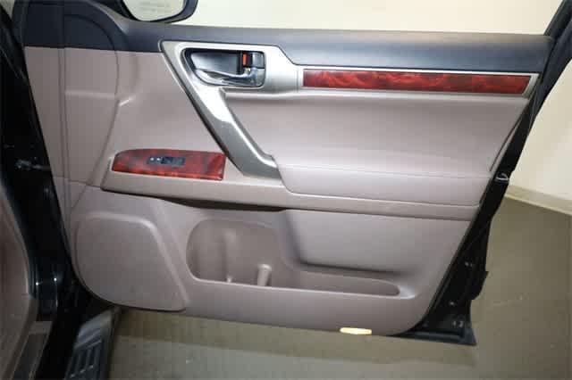 Thumbnail: 2012 Lexus GX - 22