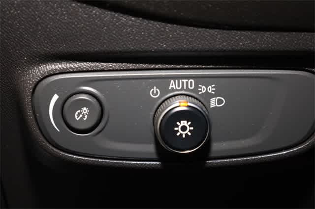 Thumbnail: 2023 Chevrolet Equinox - 26