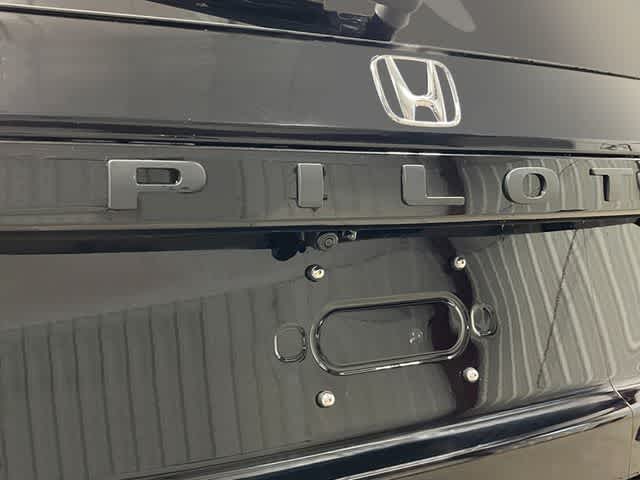 Thumbnail: 2026 Honda Pilot - 7
