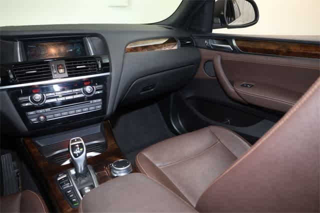 Thumbnail: 2018 BMW X4 - 18