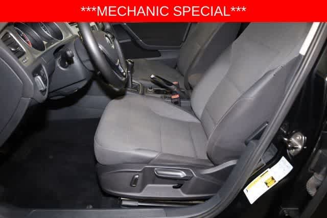 Thumbnail: 2016 Volkswagen Golf - 15