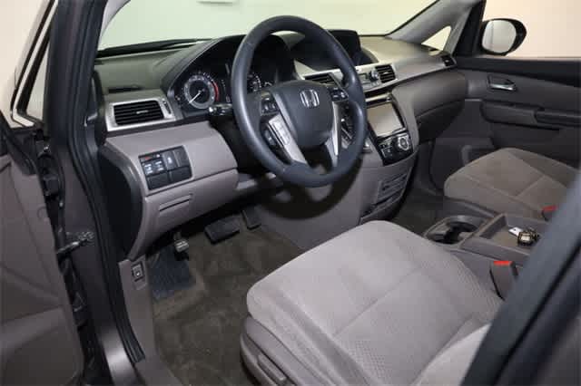 Thumbnail: 2016 Honda Odyssey - 14