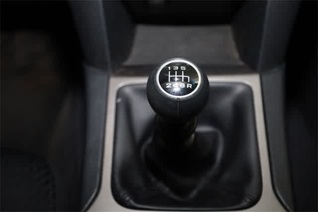 Thumbnail: 2010 Subaru Legacy - 27