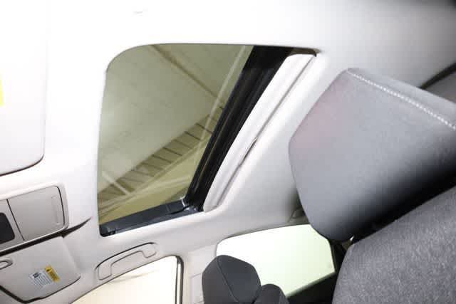 Thumbnail: 2023 Honda Accord - 19