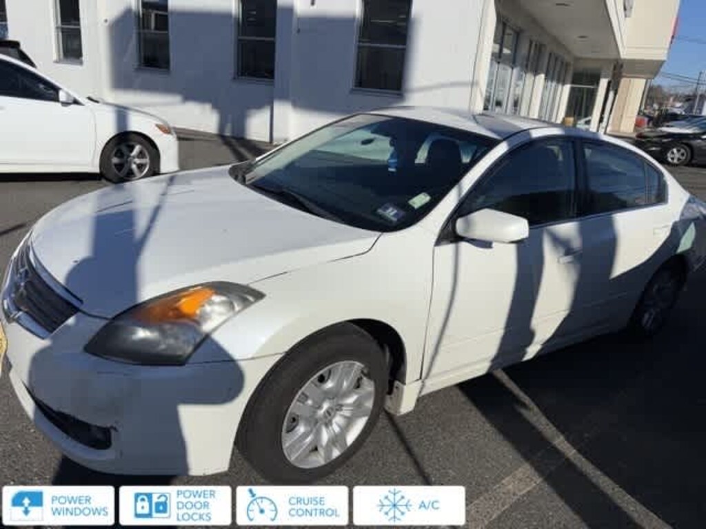 Used 2009 Nissan Altima 2.5 S Sedan