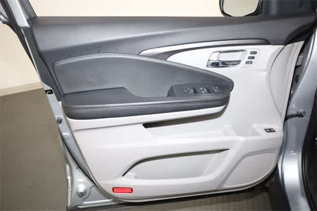 Thumbnail: 2022 Honda Pilot - 13