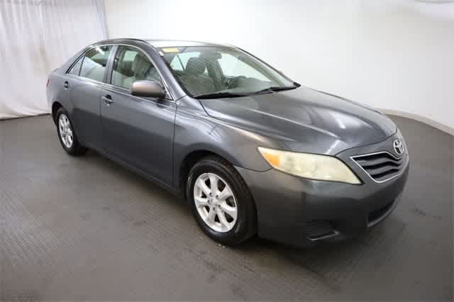 Thumbnail: 2011 Toyota Camry - 10