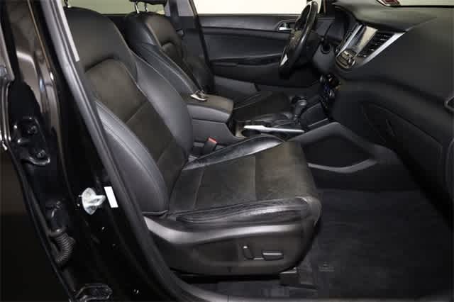 Thumbnail: 2016 Hyundai Tucson - 20