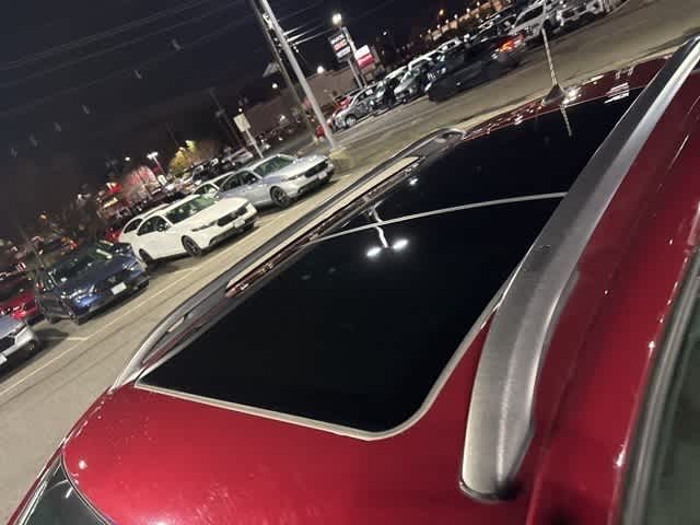 Thumbnail: 2021 Jeep Cherokee - 23