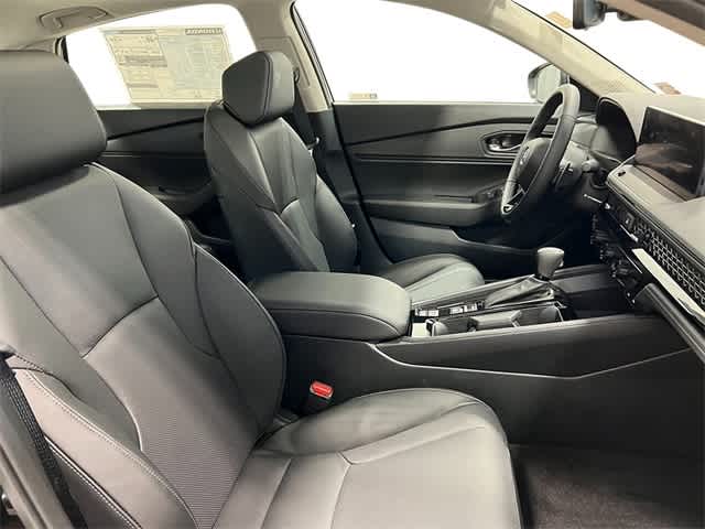 Thumbnail: 2025 Honda Accord - 32