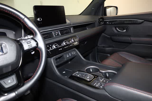 Thumbnail: 2025 Honda Pilot - 16