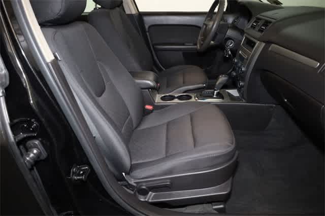 Thumbnail: 2012 Ford Fusion - 20