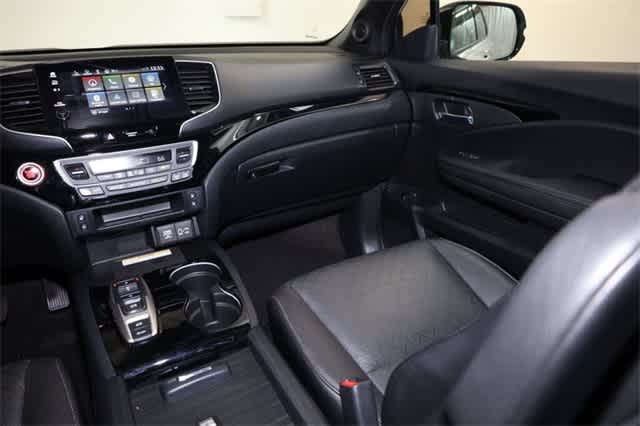 Thumbnail: 2021 Honda Passport - 18