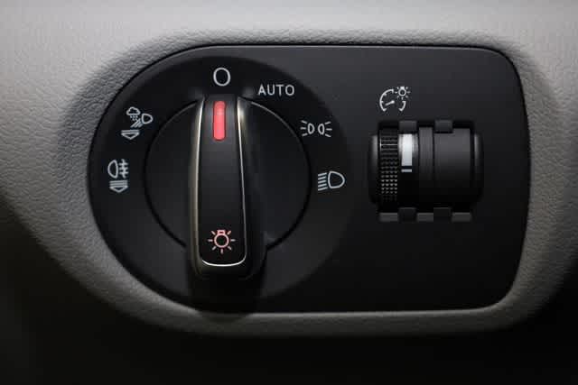 Thumbnail: 2016 Audi Q3 - 26