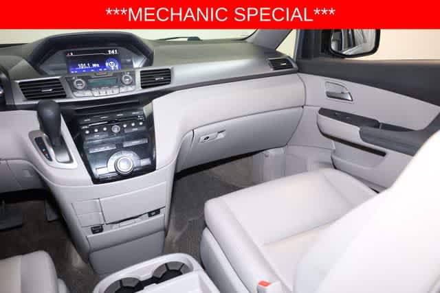 Thumbnail: 2013 Honda Odyssey - 25