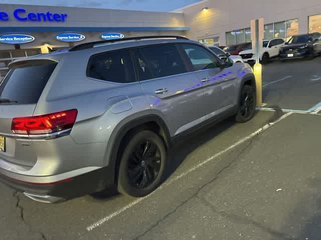 Thumbnail: 2022 Volkswagen Atlas - 12