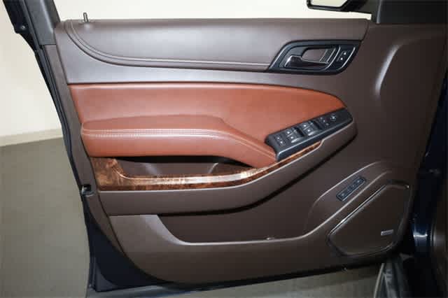 Thumbnail: 2019 Chevrolet Tahoe - 13