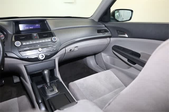 Thumbnail: 2010 Honda Accord - 18